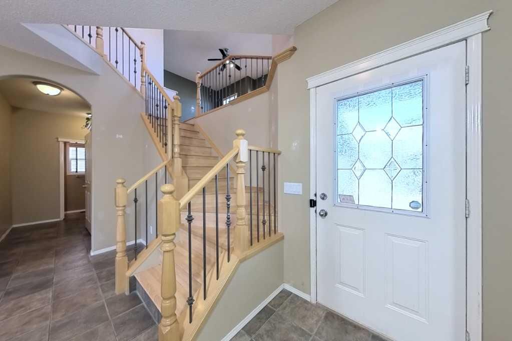 39 Simcoe Terrace SW, Calgary — photo 2 of 37