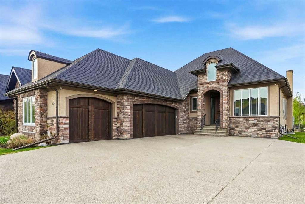 45 Cranbrook Heights SE, Calgary — main listing photo