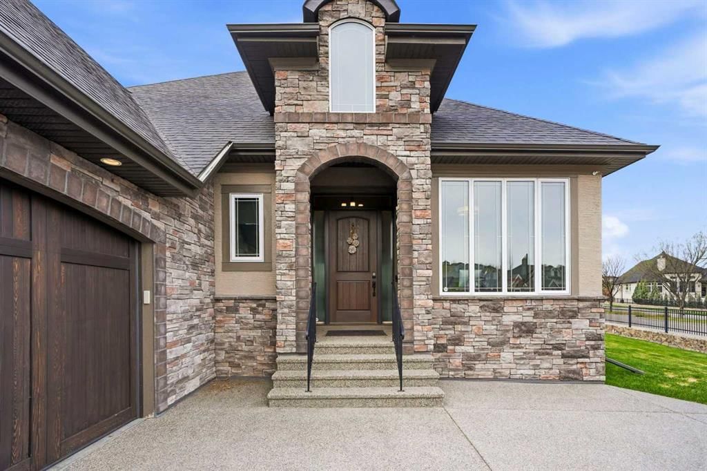 45 Cranbrook Heights SE, Calgary — photo 2 of 47