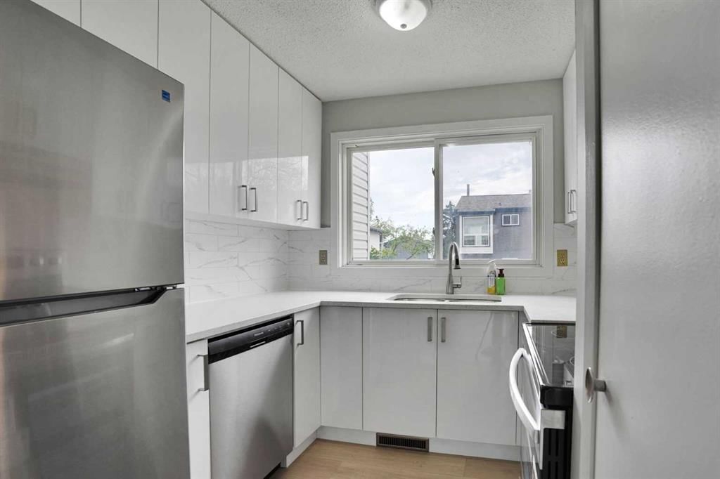 139, 6440 4 Street NW, Calgary — photo 4 of 26