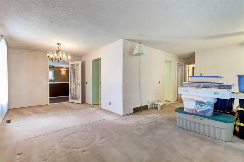 520 Foritana Road SE, Calgary — photo 5 of 31