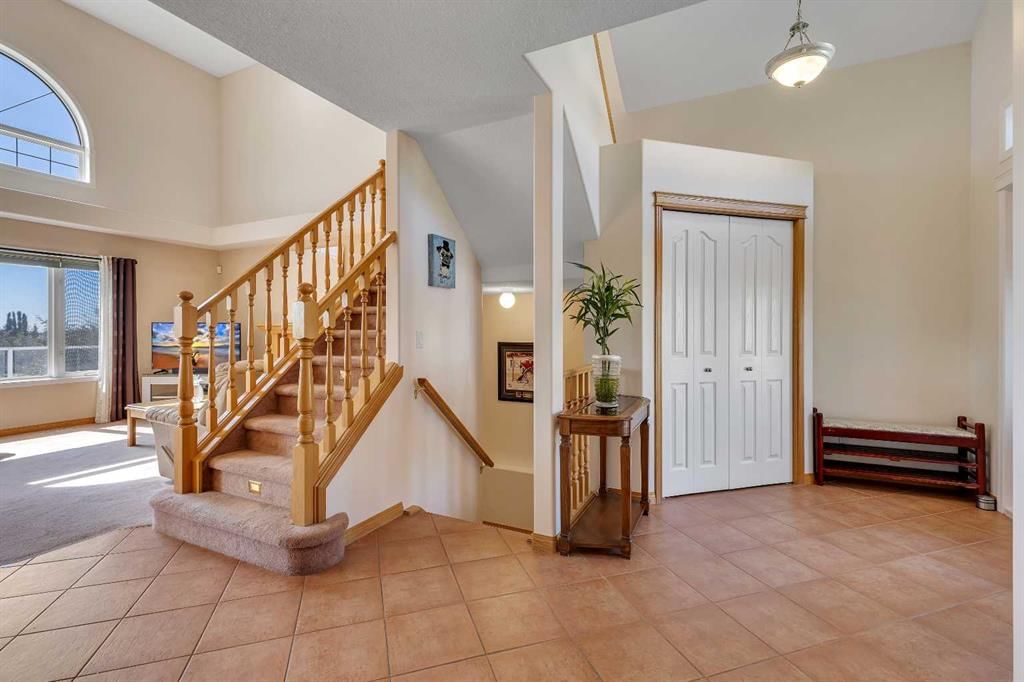 9 Panorama Hills Manor NW, Calgary — photo 5 of 48
