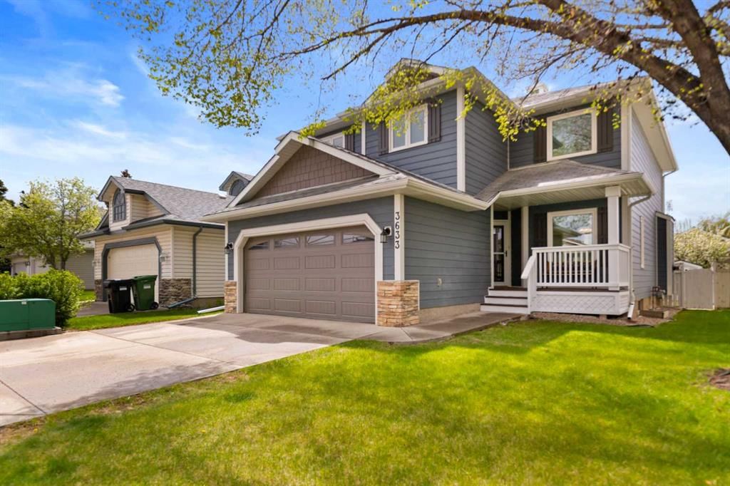 3633 Douglas Woods Heights SE, Calgary — photo 2 of 36