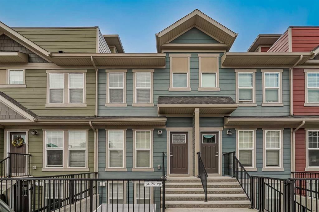 348 Cranbrook Square SE, Calgary — main listing photo