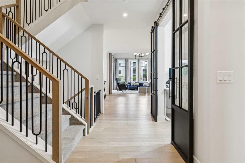 22 Mahogany Cove SE, Calgary — photo 3 of 50