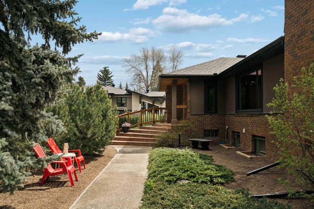 1109 Council Way SW, Calgary — photo 4 of 50