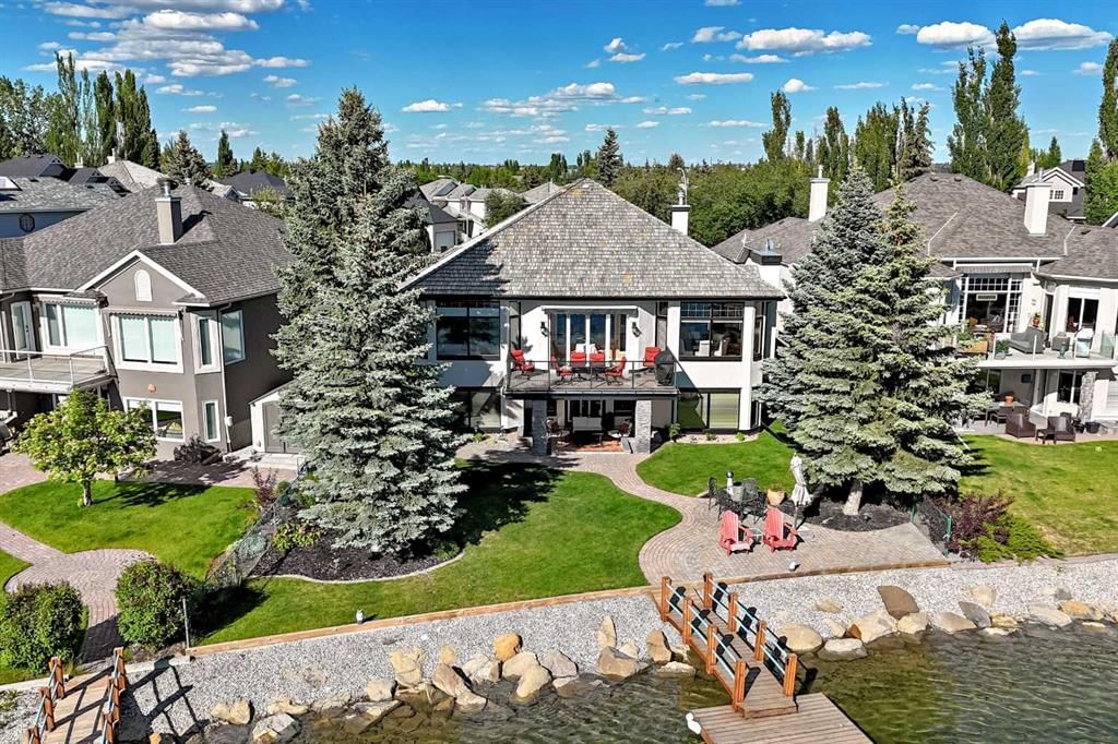 62 Chapala Crescent SE, Calgary — photo 4 of 50