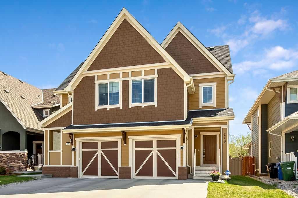 219 Mahogany Grove SE, Calgary — main listing photo