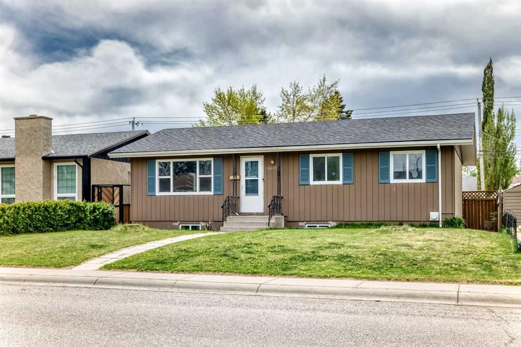 4607 Marwood Way NE, Calgary — photo 2 of 50