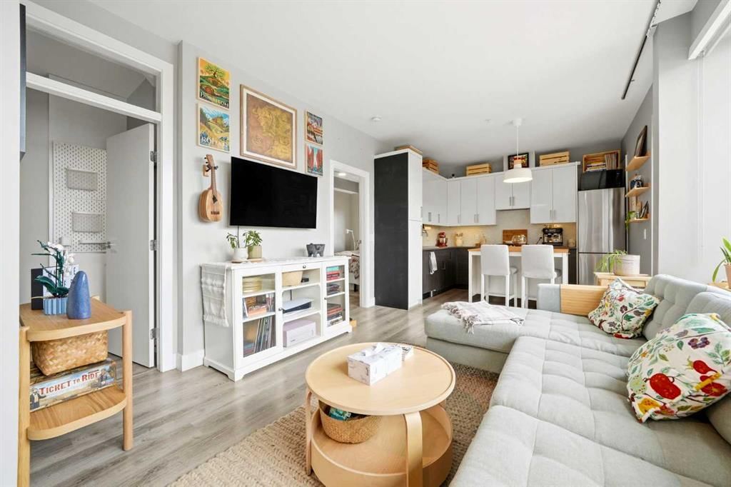 403, 1521 26 Avenue SW, Calgary — main listing photo