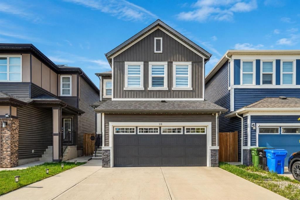 28 Carringsby Avenue NW, Calgary — main listing photo