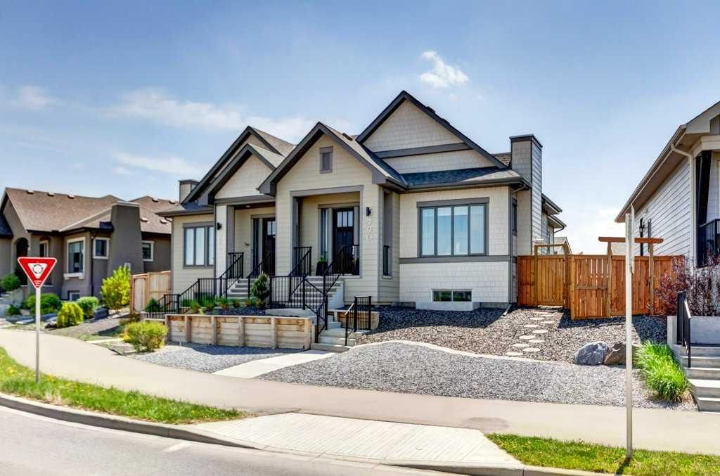 790 Mahogany Road SE, Calgary — photo 2 of 41