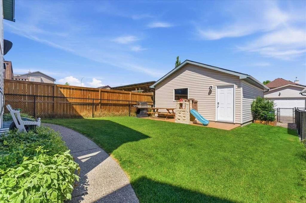 132 Covebrook Close NE, Calgary — photo 3 of 44