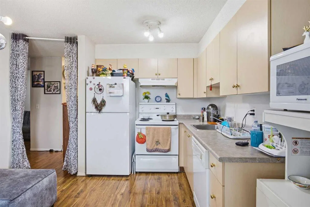 146, 1717 60 Street SE, Calgary — photo 5 of 18