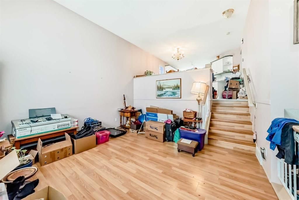 193 Somerset Drive SW, Calgary — photo 4 of 14