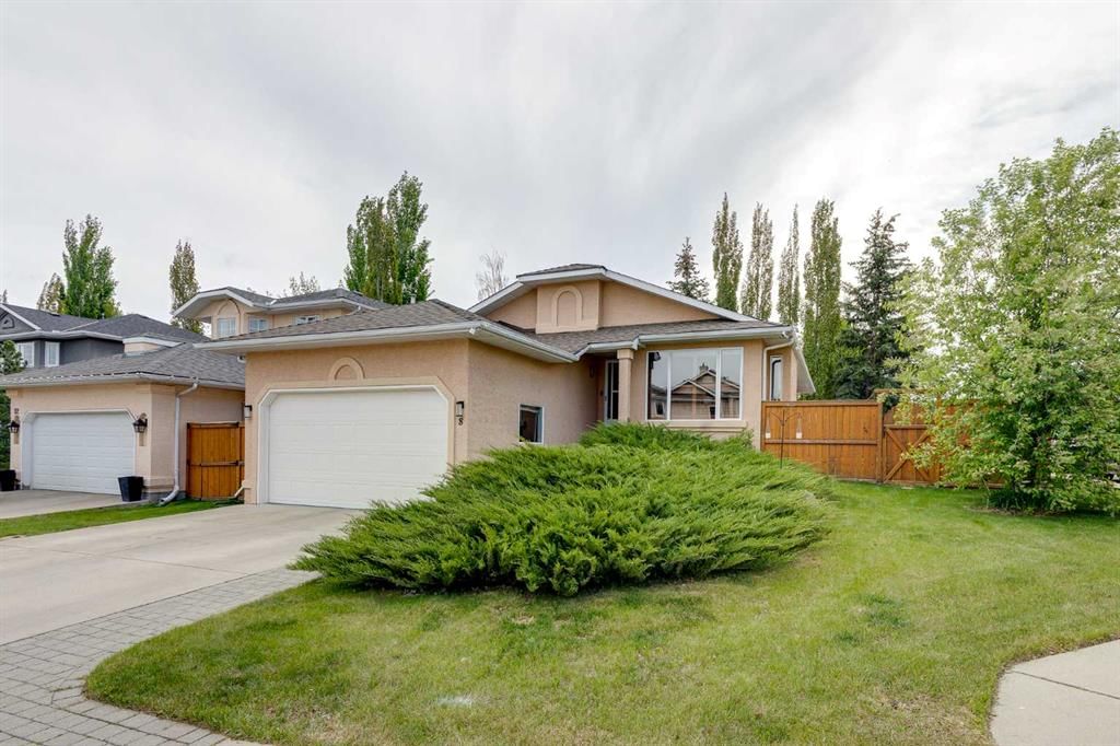8 Mt Cascade Close SE, Calgary — main listing photo