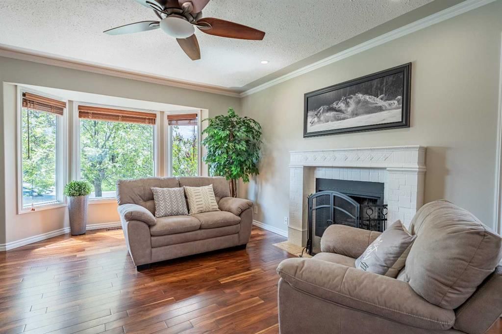 248 Templevale Road NE, Calgary — photo 5 of 43