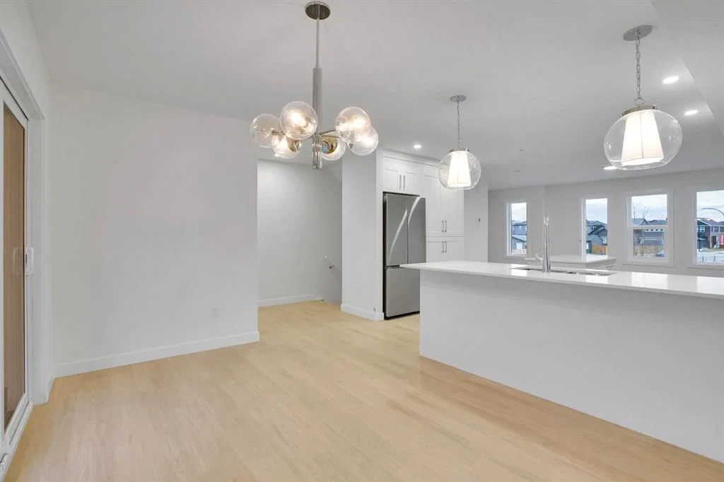186 Belmont Street SW, Calgary — photo 5 of 34