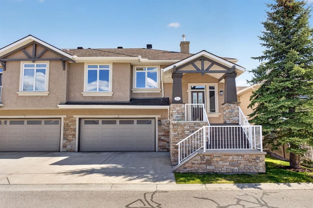 14 Discovery Woods Villas SW, Calgary — main listing photo