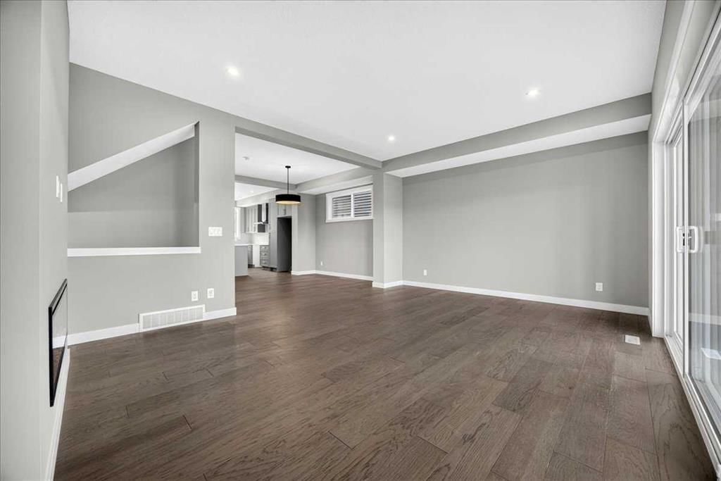 156 Crimson Ridge Place NW, Calgary — photo 5 of 47