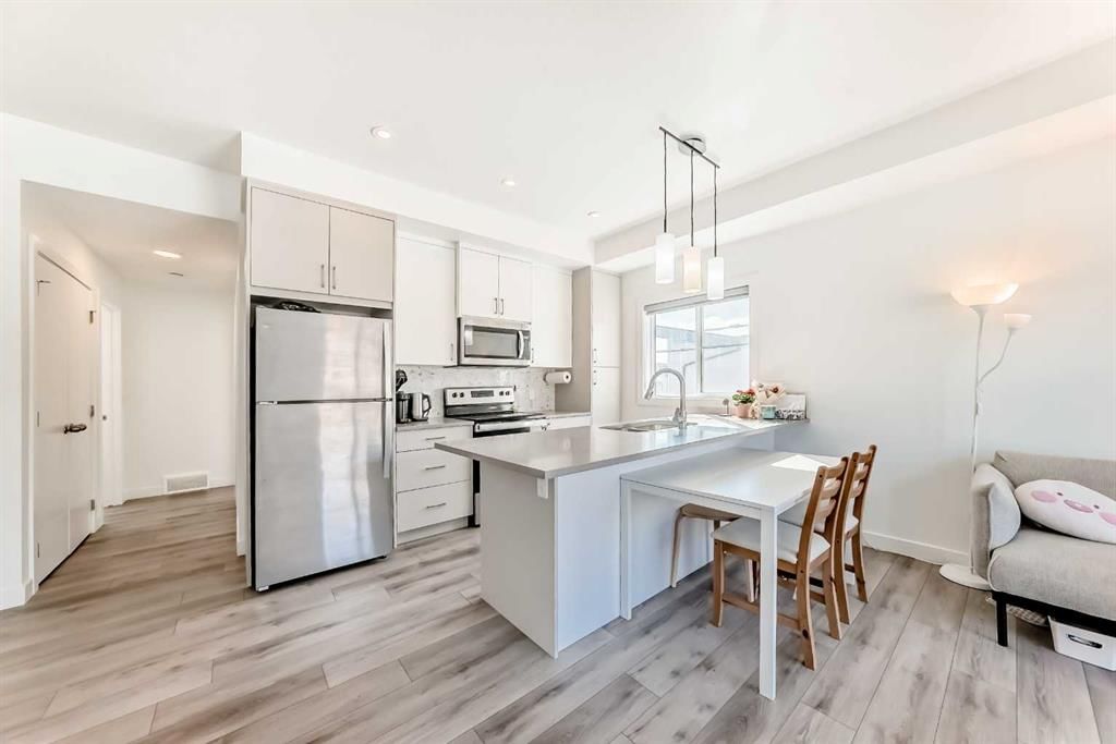 123 Spring Creek Common SW, Calgary — photo 4 of 30