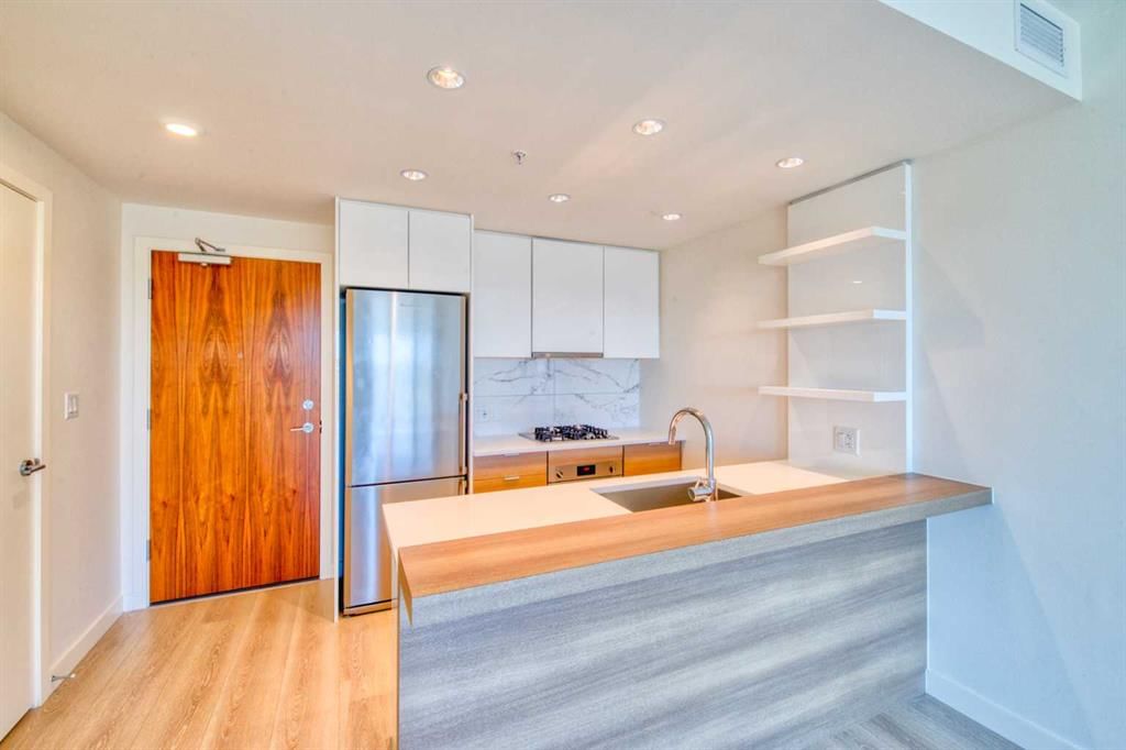 1604, 108 Waterfront Court SW, Calgary — photo 3 of 23