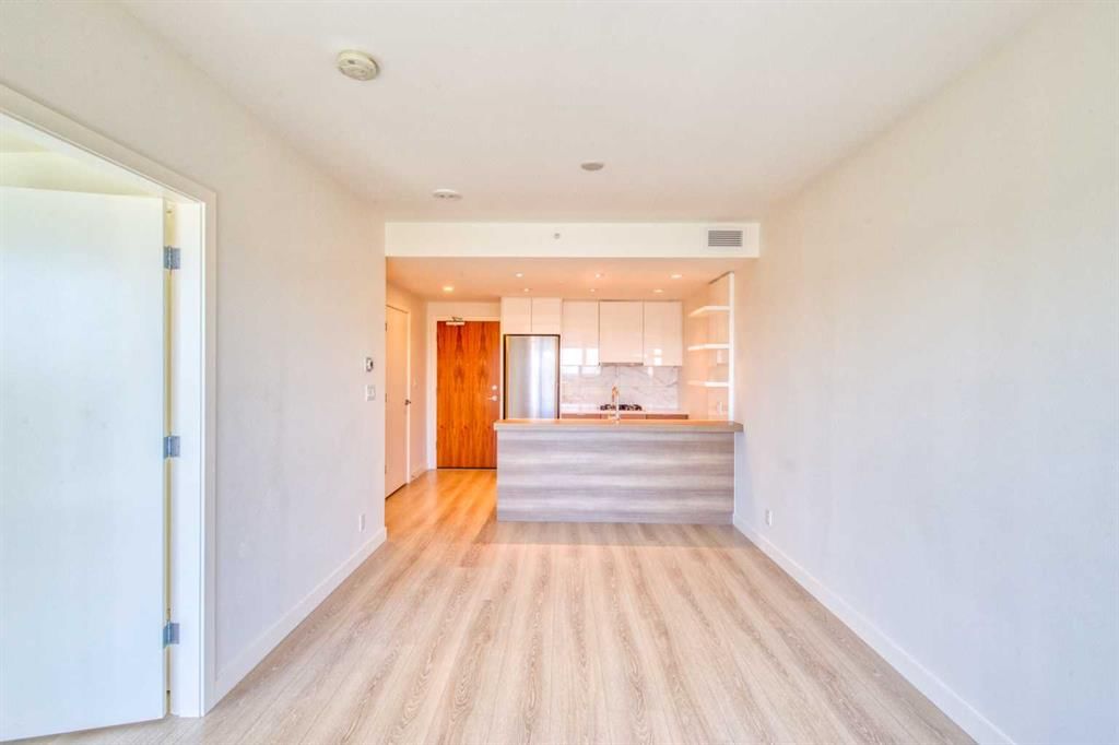 1604, 108 Waterfront Court SW, Calgary — photo 4 of 23