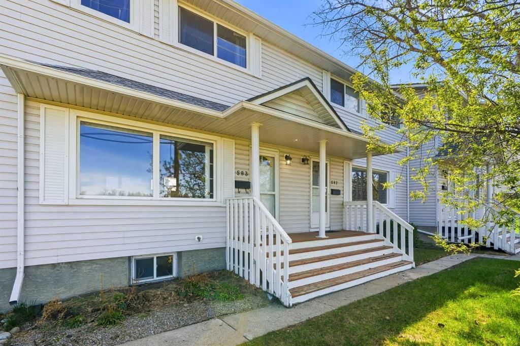 583 Killarney Glen Court SW, Calgary — main listing photo