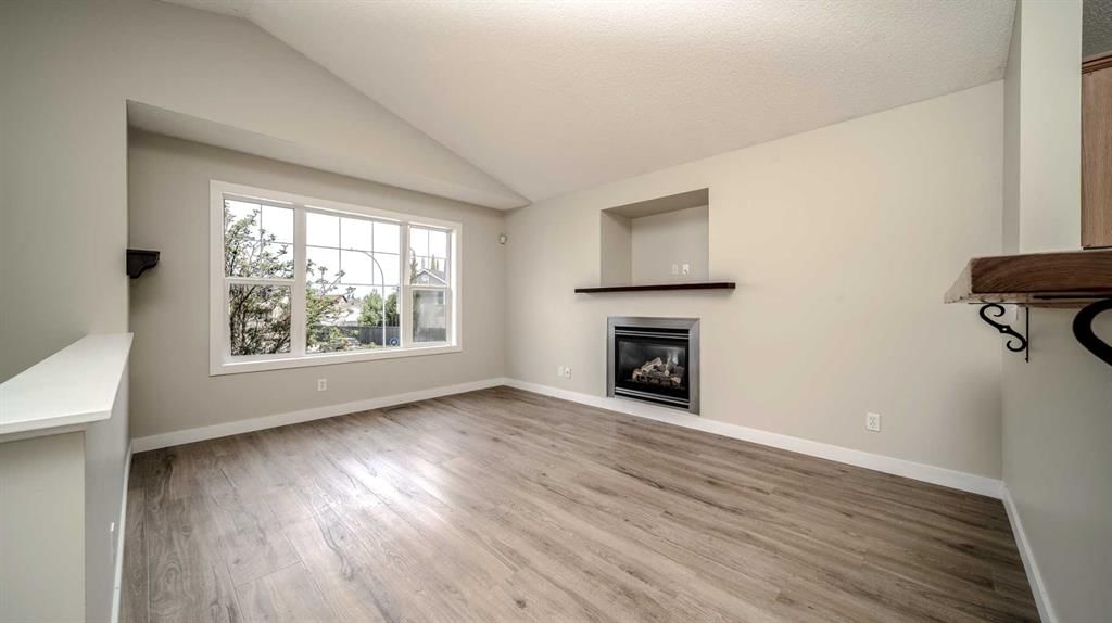 367 Copperfield Heights SE, Calgary — photo 4 of 35