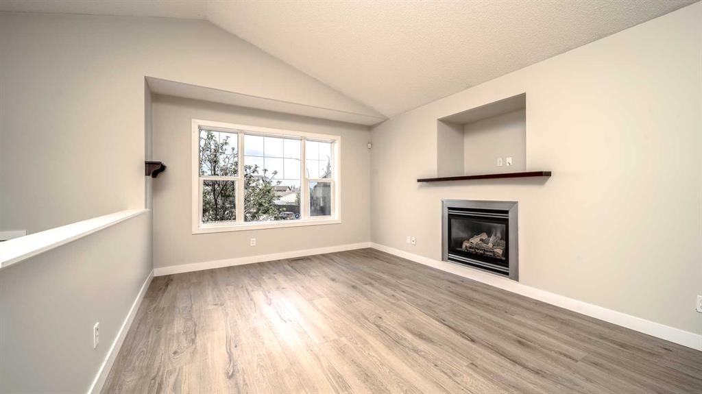 367 Copperfield Heights SE, Calgary — photo 5 of 35