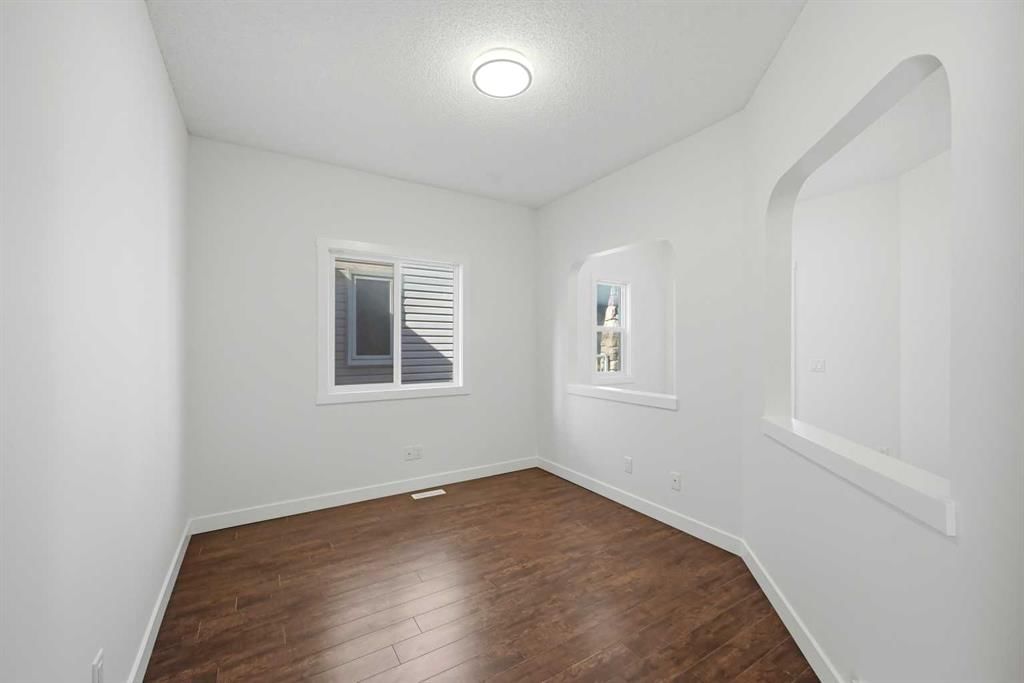 88 Saddletree Close NE, Calgary — photo 5 of 49