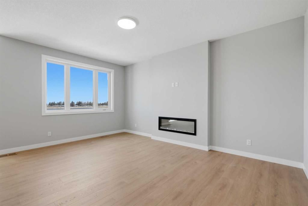 139 Belvedere Crescent SE, Calgary — photo 4 of 38