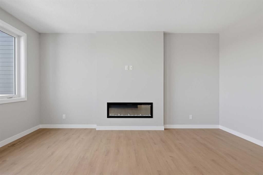 139 Belvedere Crescent SE, Calgary — photo 5 of 38