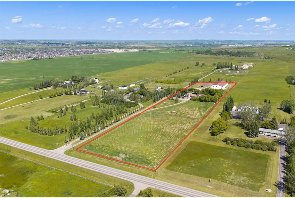 100, 394048 Highway 783, Rural Foothills County — main listing photo