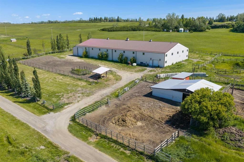 100, 394048 Highway 783, Rural Foothills County — photo 4 of 49