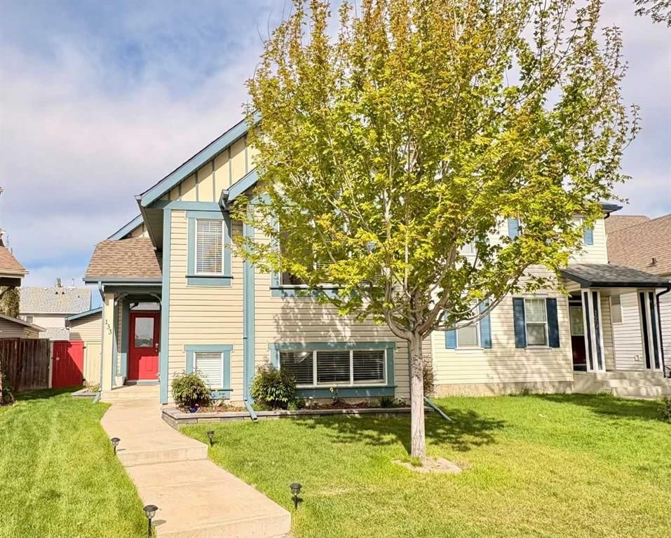 133 Copperfield Gardens SE, Calgary — photo 2 of 50