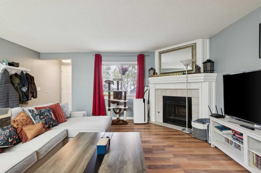 145 Cedar Springs Gardens SW, Calgary — photo 5 of 32