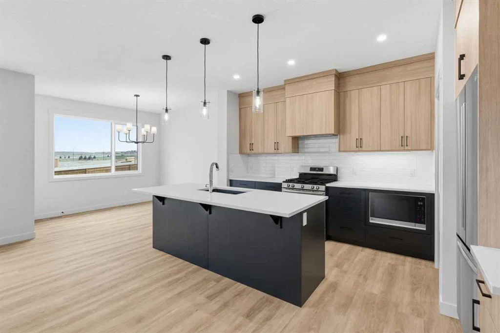 190 Annette Landing NW, Calgary — photo 2 of 11