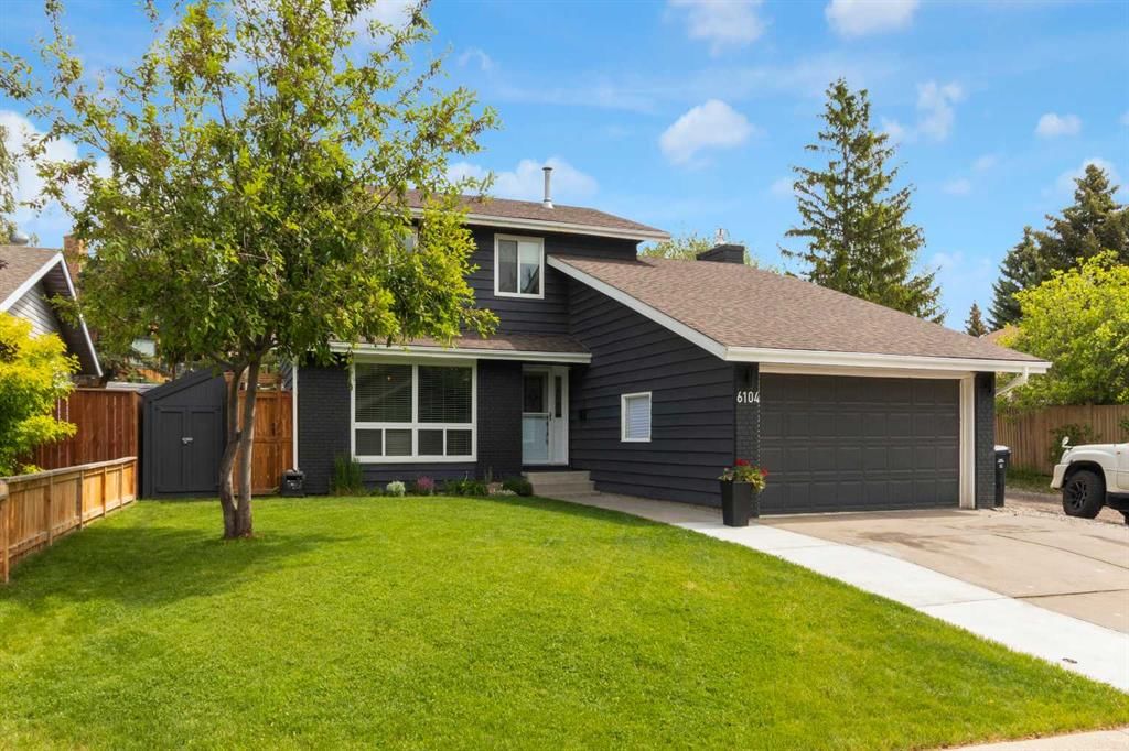6104 Dalcastle Link, Calgary — photo 3 of 44