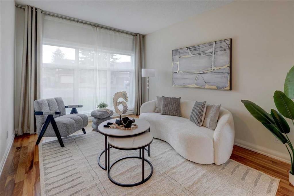 12 Signal Ridge Court SW, Calgary — photo 2 of 41