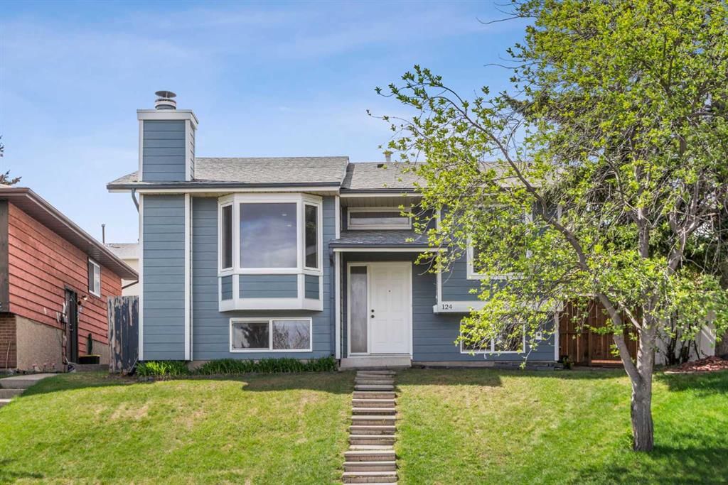 124 Bergen Crescent NW, Calgary — photo 2 of 50