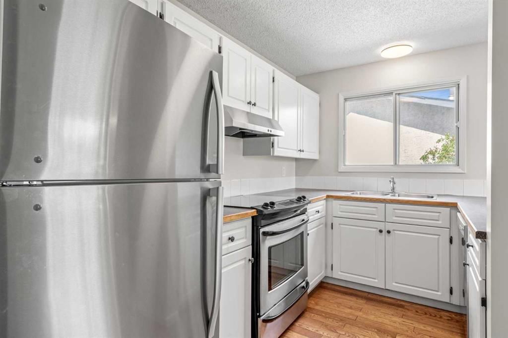 124 Bergen Crescent NW, Calgary — photo 4 of 50