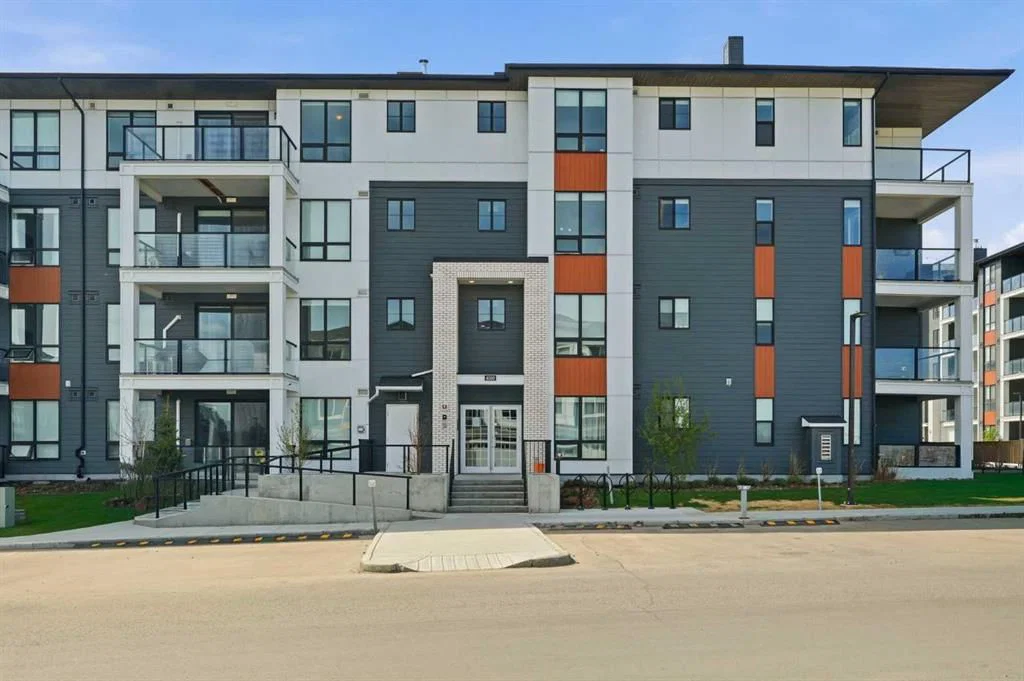4417, 15 Sage Meadows Landing NW, Calgary — main listing photo