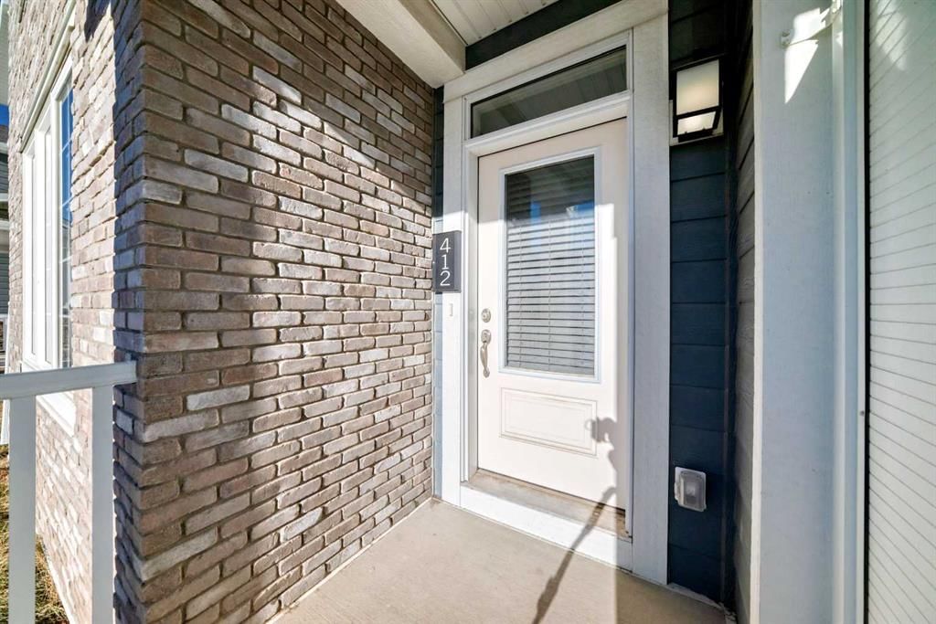 412 Yorkville Avenue SW, Calgary — photo 2 of 46