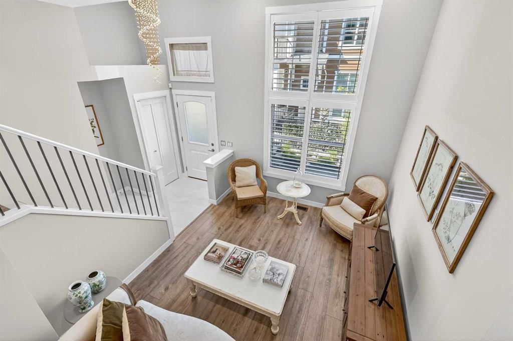 814 Cranbrook Walk SE, Calgary — main listing photo