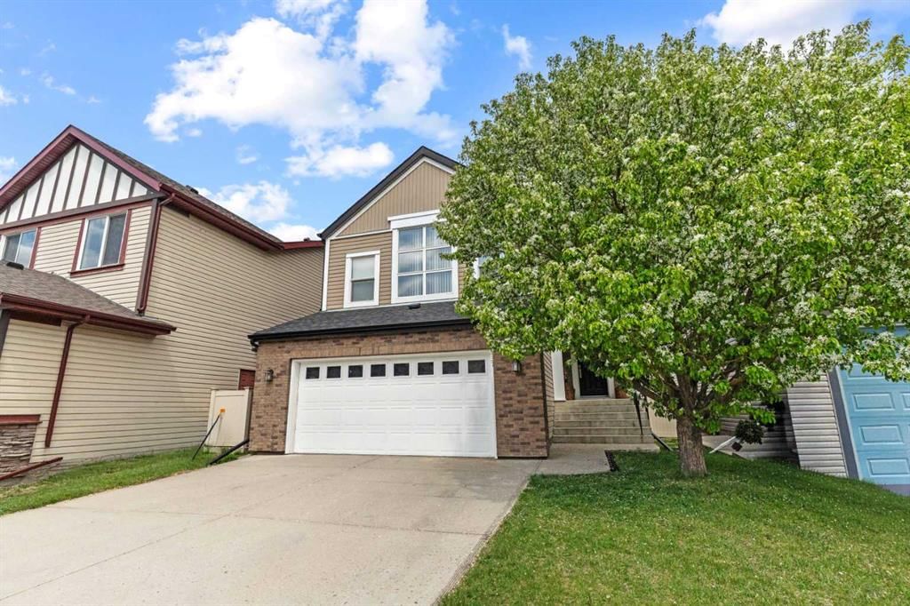 137 Copperleaf Bay SE, Calgary — photo 3 of 47