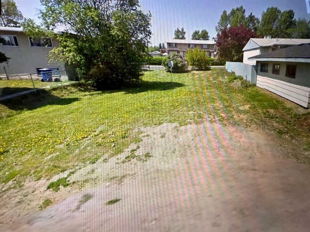 1336 36 Street SE, Calgary — photo 3 of 4