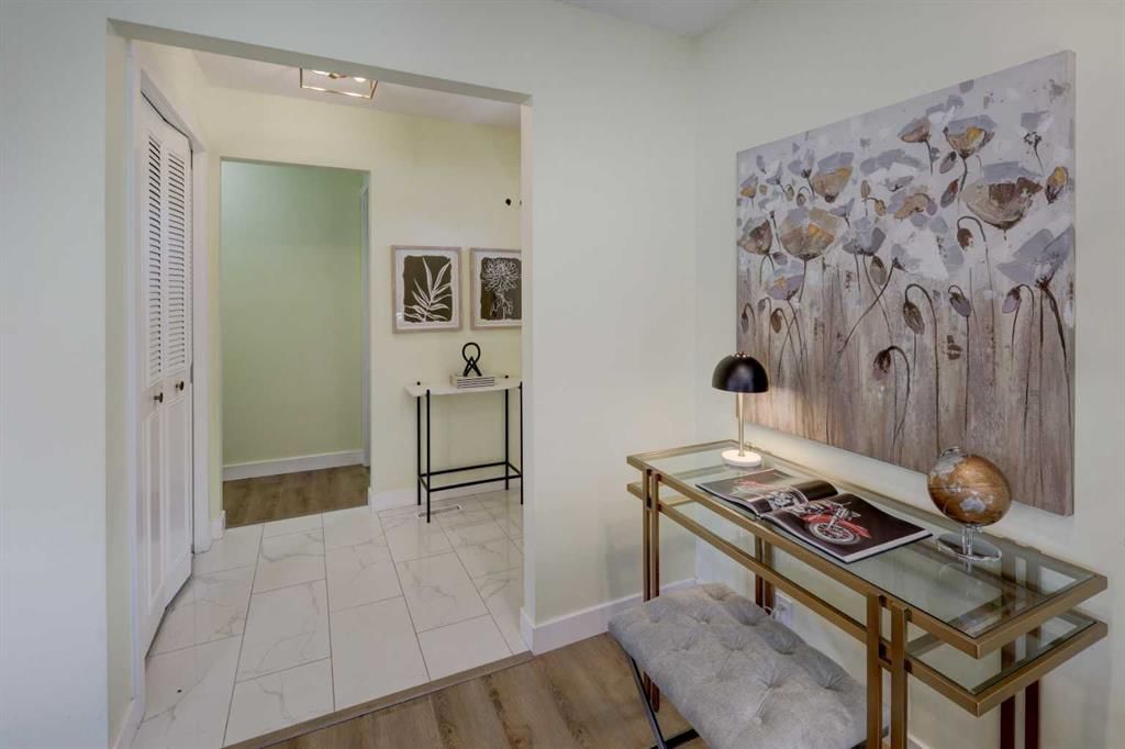 6443 70 Street NW, Calgary — photo 3 of 40