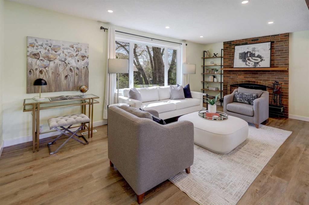 6443 70 Street NW, Calgary — photo 4 of 40