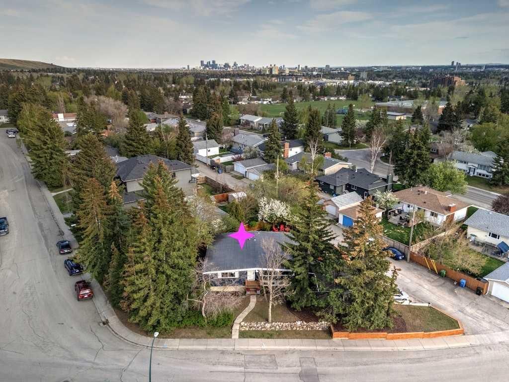 6216 Dalsby Road NW, Calgary — photo 2 of 49